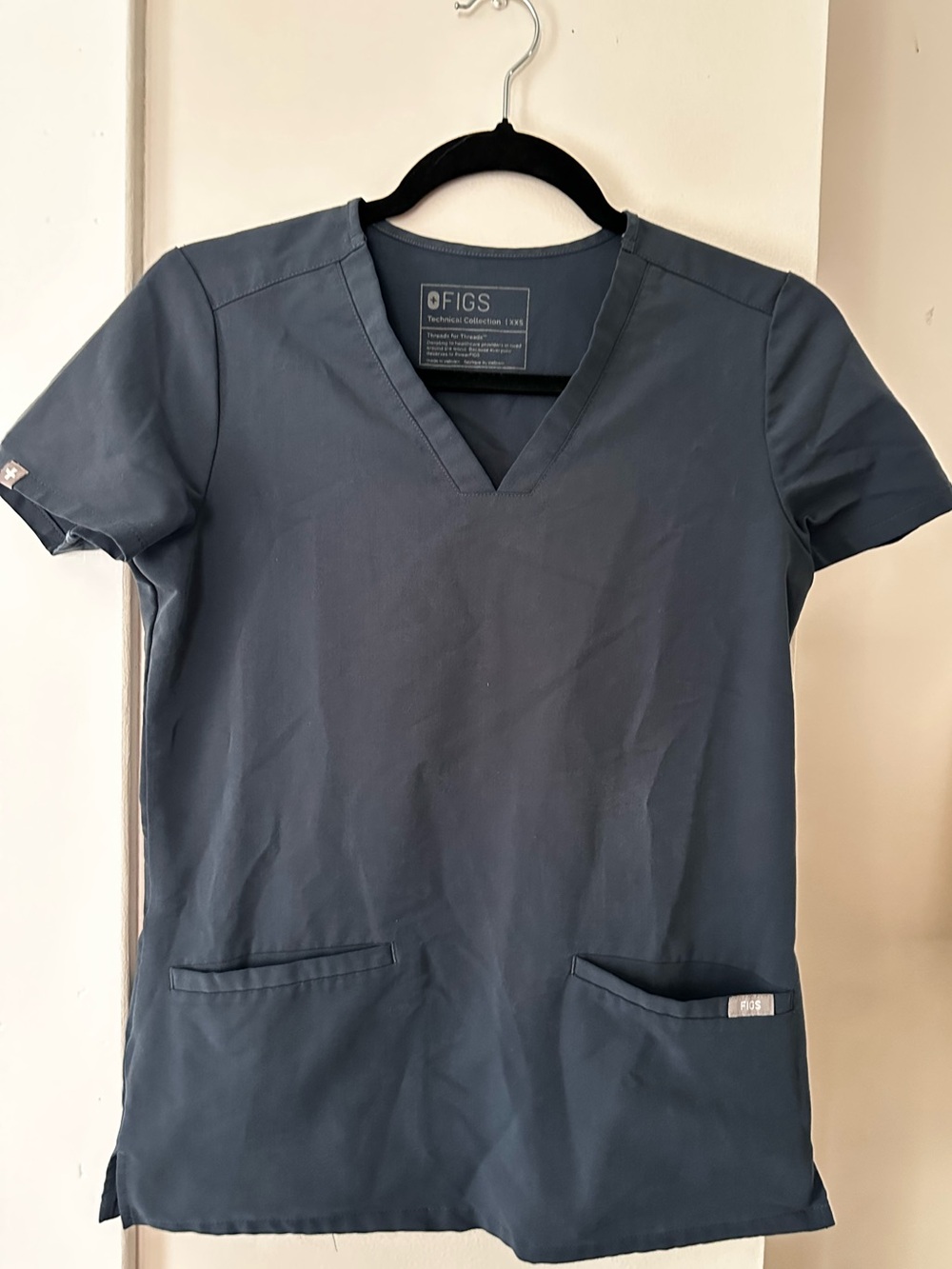 FIGS Slate Blue V-Neck Scrub Top XXS
